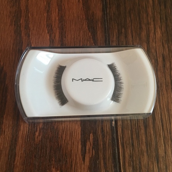 MAC 46 Lash - Picture 1 of 2